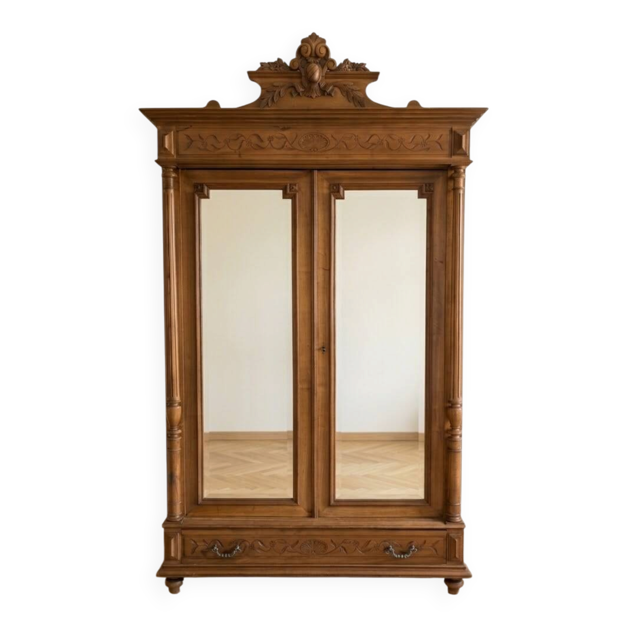 Antique wardrobe with 2 mirror doors in polished wood.