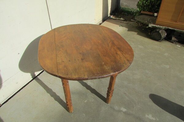 Table oak