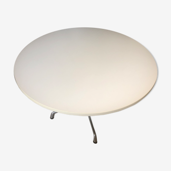 Segmented round table by Charles & Ray Eames for Vitra 120 cm