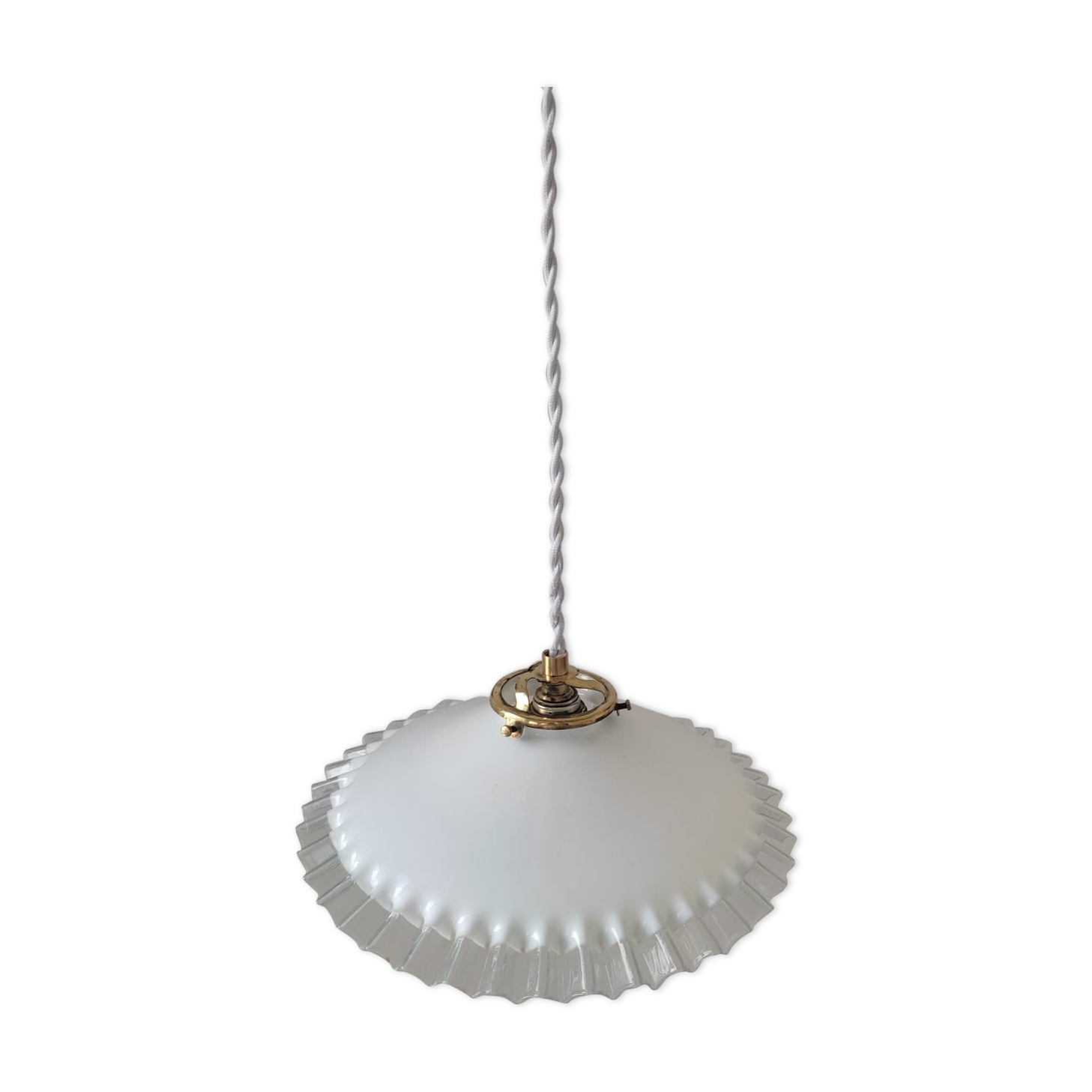 Opaline suspension, 30s