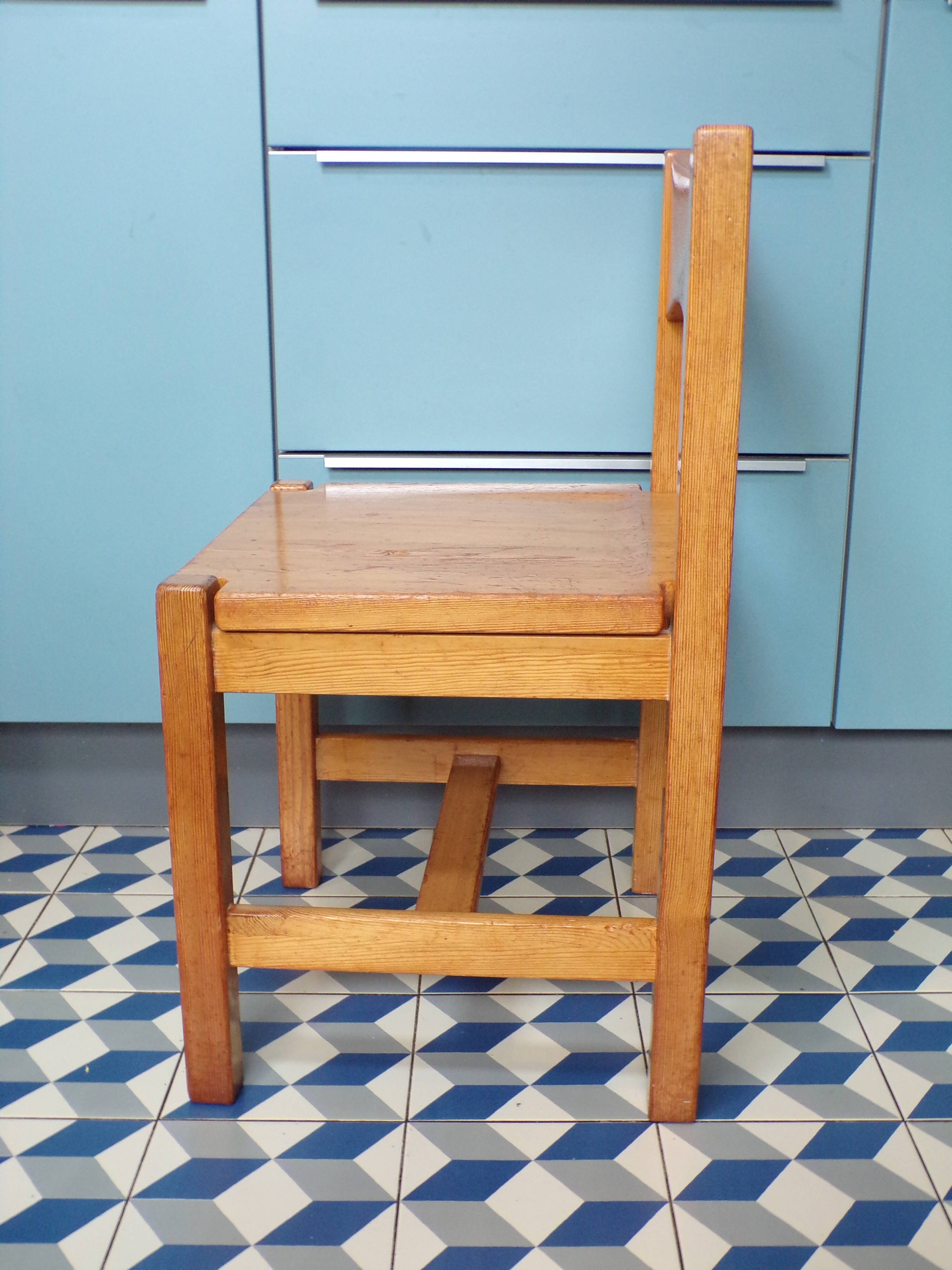 Chaise Hongisto par Ilmari Tapiovaara pour Laukaan Puu