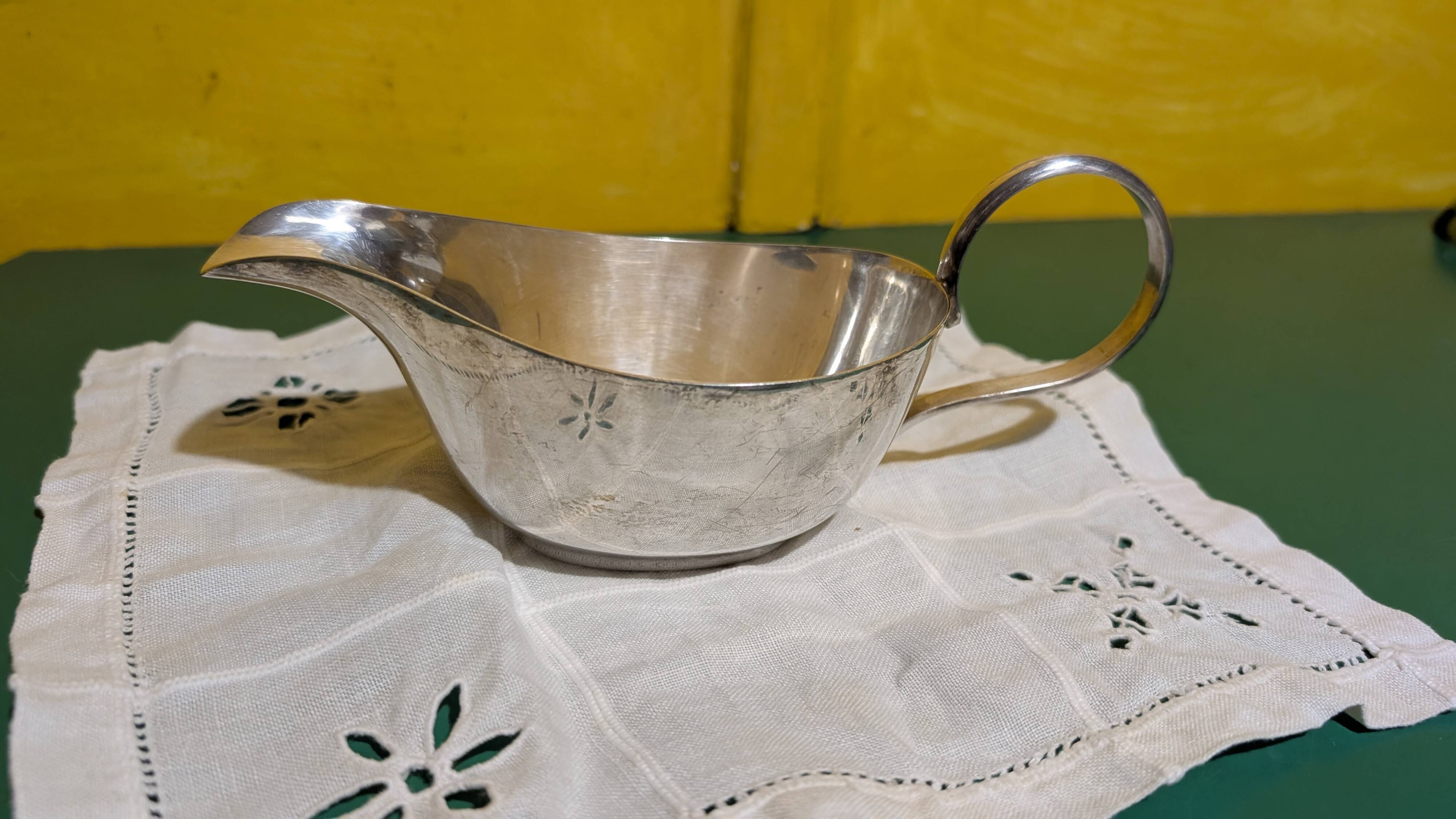 Silver-plated metal gravy boat, made by Meurgey silversmiths in Paris
