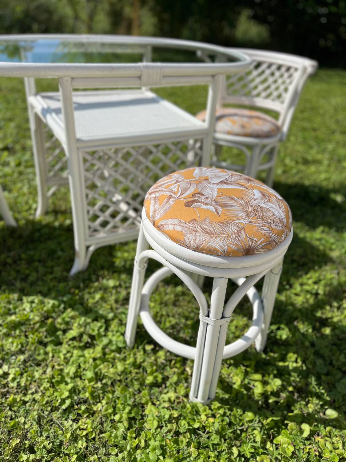 Vintage White Rattan/Bamboo Garden Furniture Set with 2 Chairs and a Stool