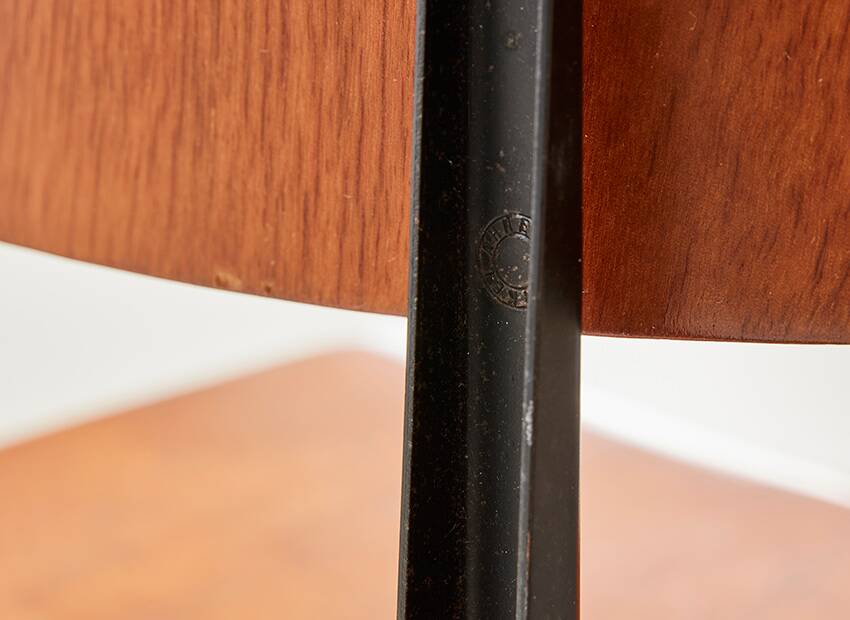 Friso Kramer Set of 4 Result chairs for Ahrend de Cirkel 1958