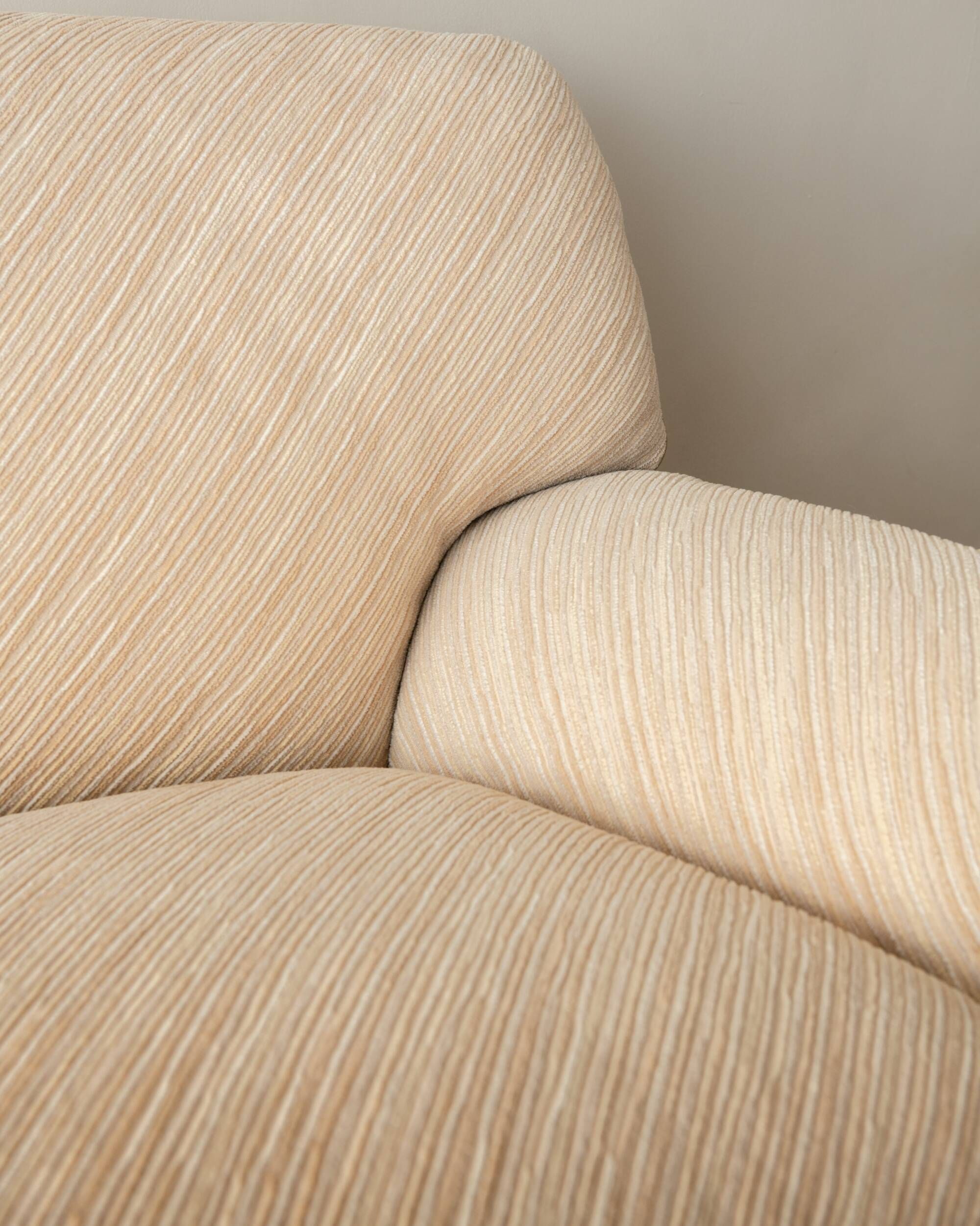 Two-seater Sofa "Sapporo" by Mario Marenco for Mobil Girgi, 1970s