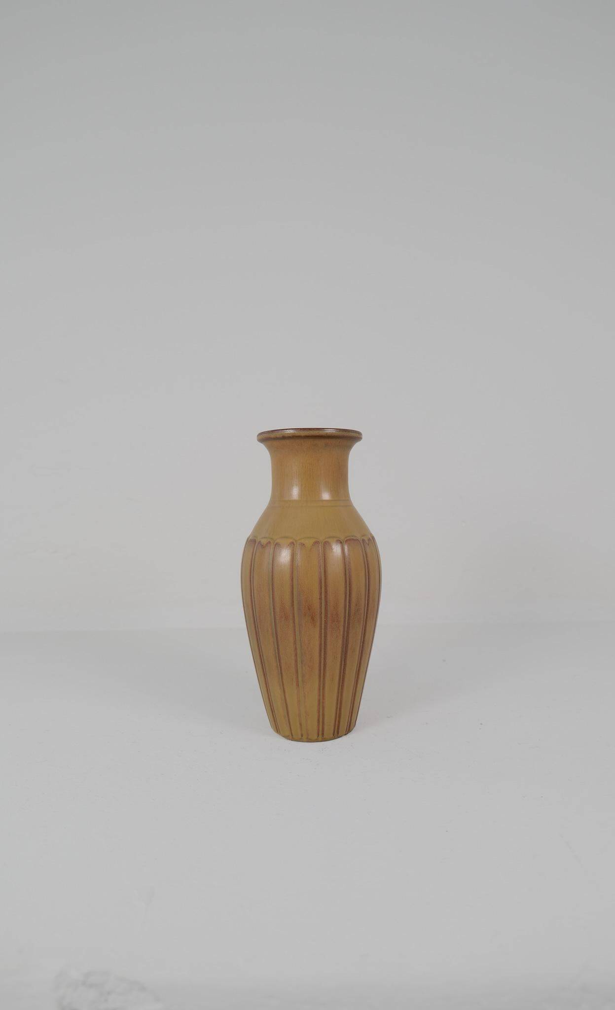 Mid-Century Modern Grand Vase Rörstrand by Gunnar Nylund, Sweden