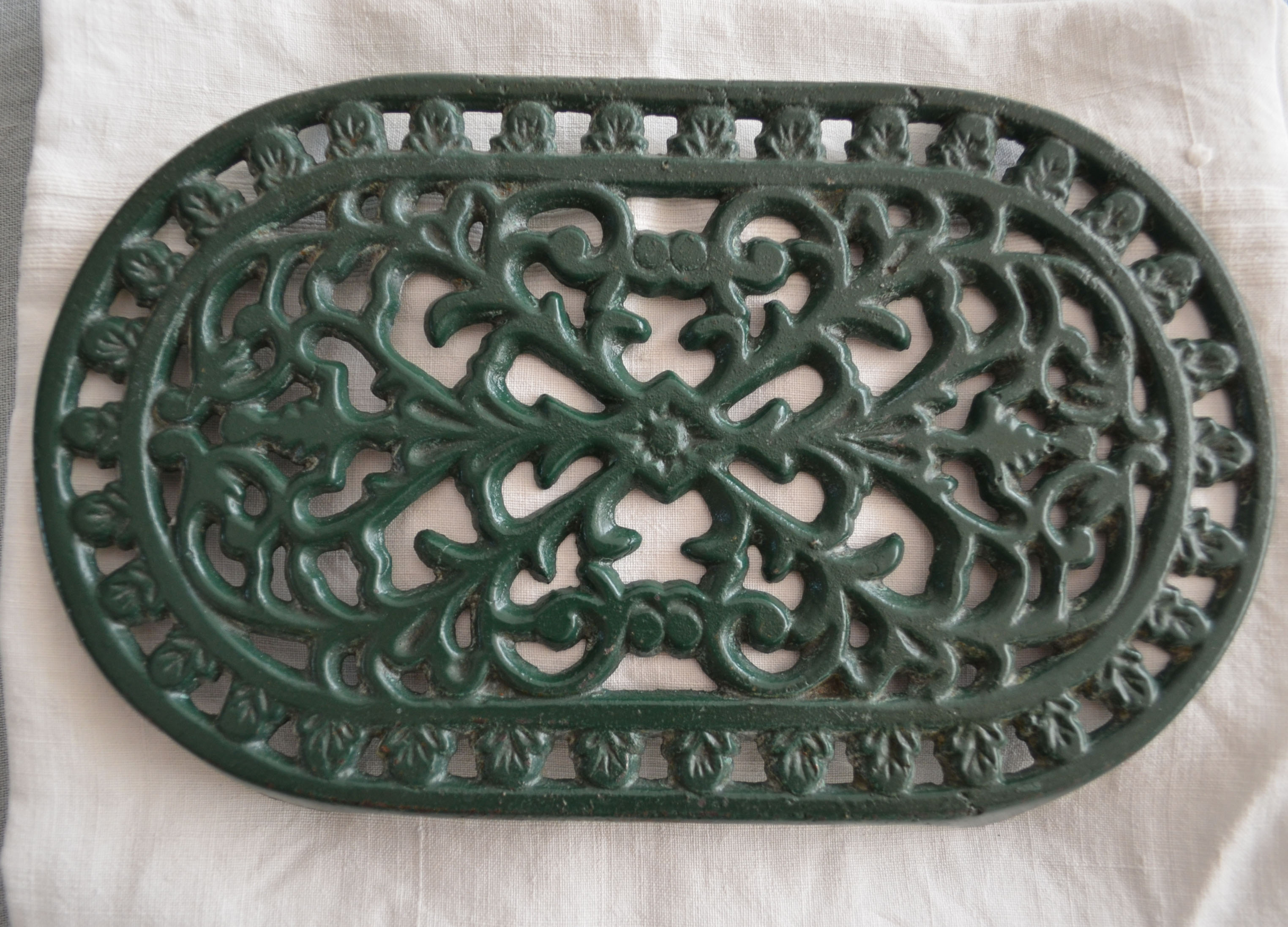 English green cast iron underside