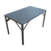 Table basse toute en métal