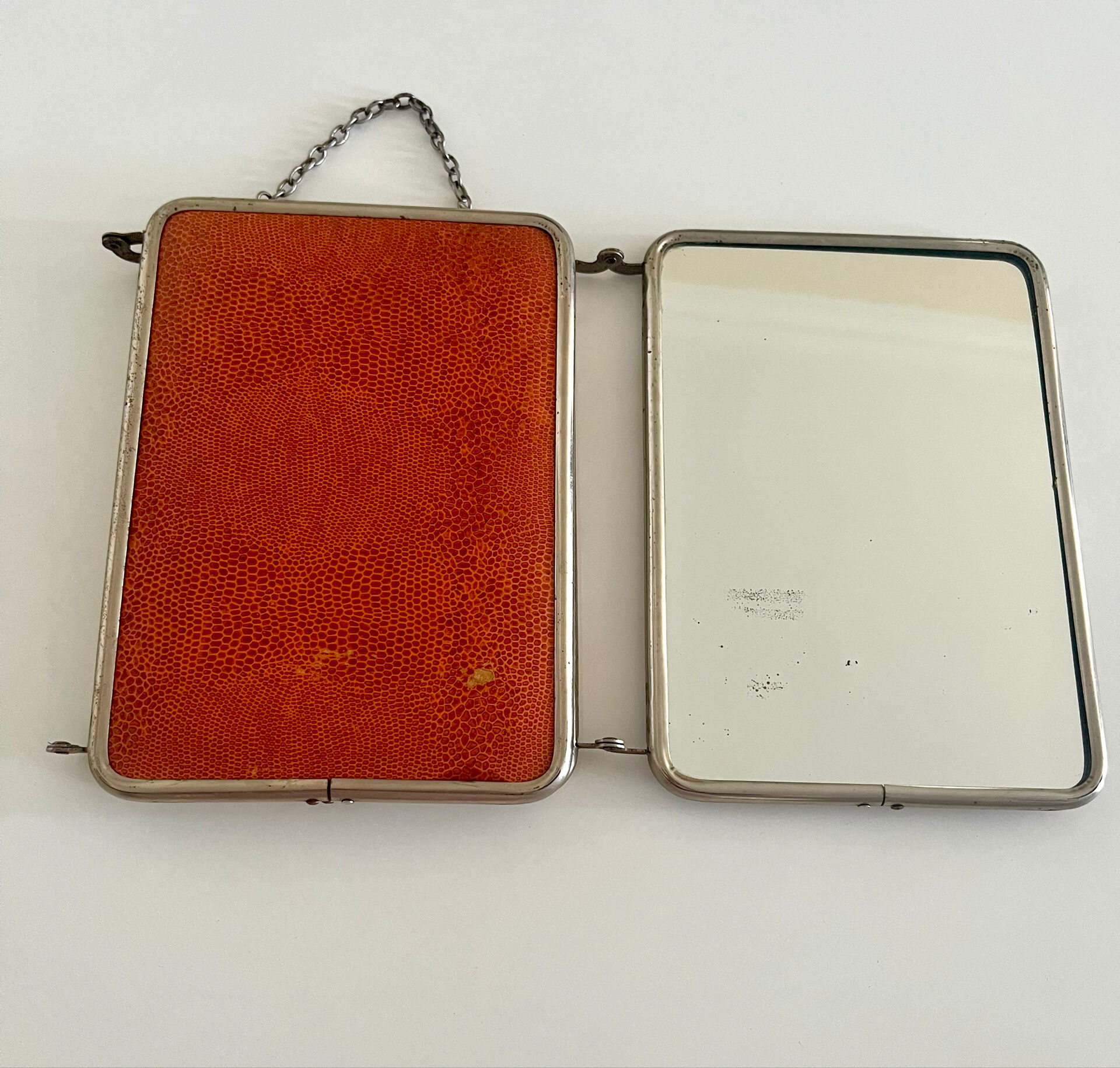 Antique Art Deco triptych barber mirror from the 1920s/30s – leather covering o