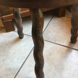 Tripod farm stool