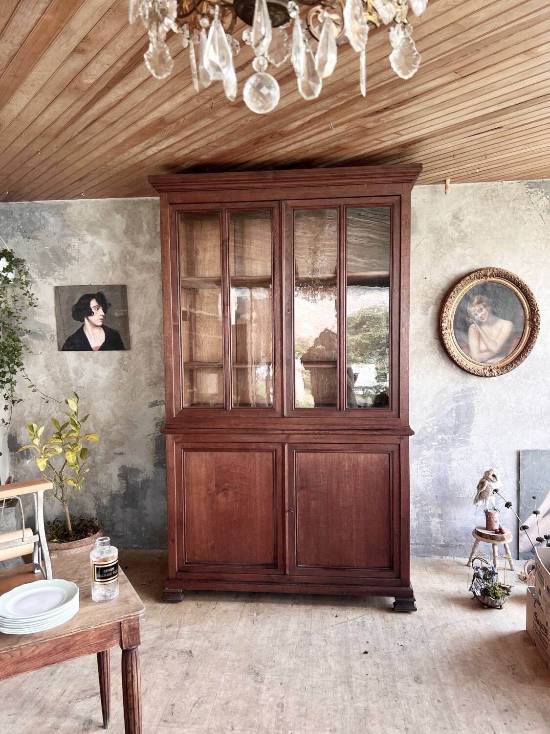 Glass-fronted bookcase