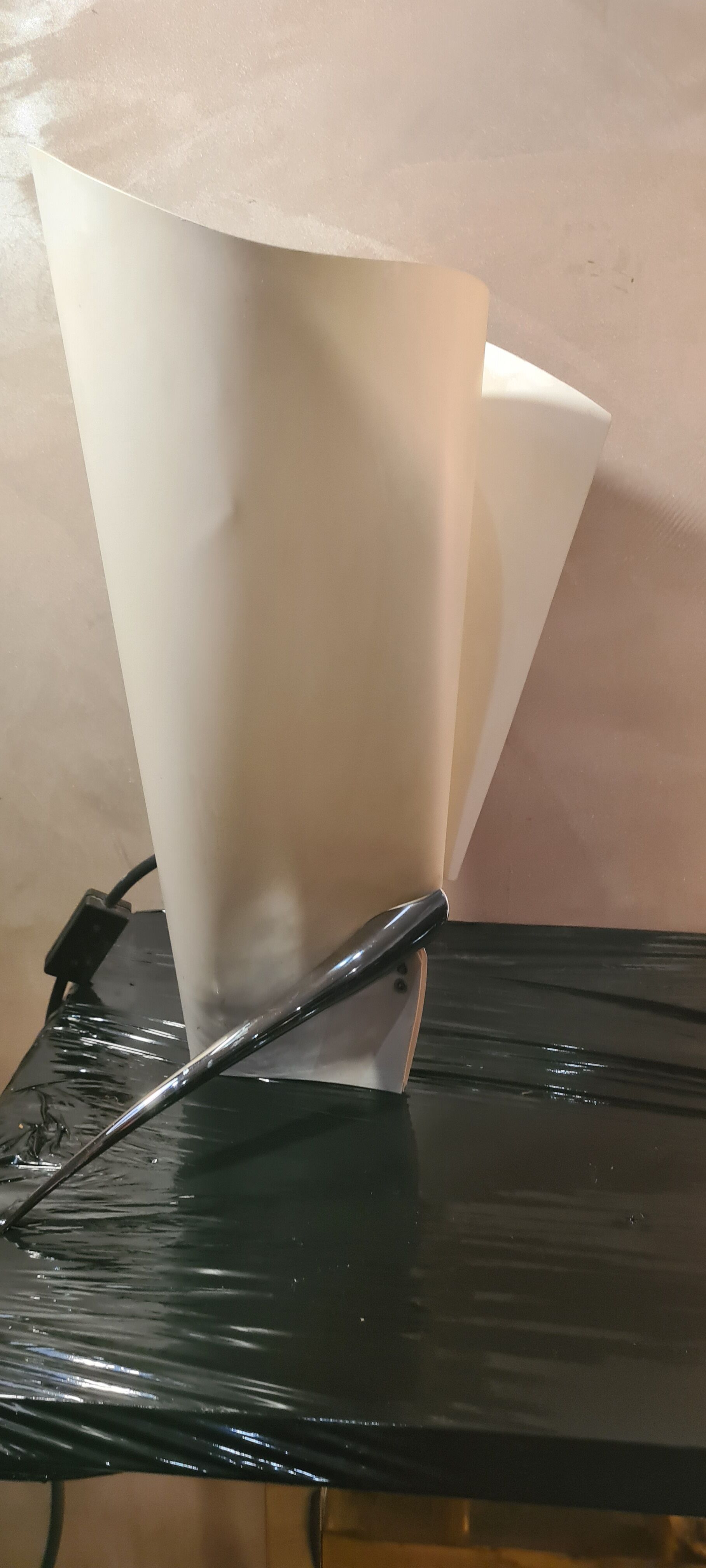 Pairs of deluxe lamps