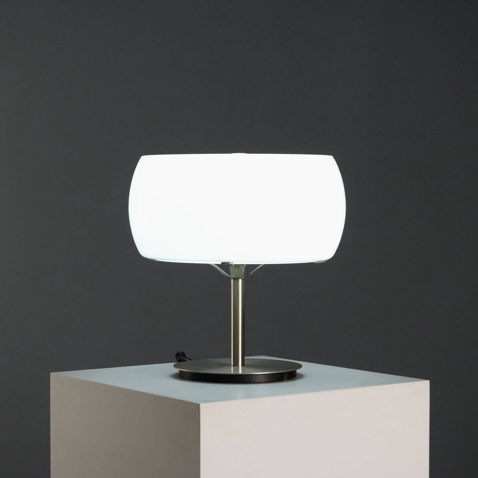'Erse' lamp by Vico Magistretti for Artemide - 1970s