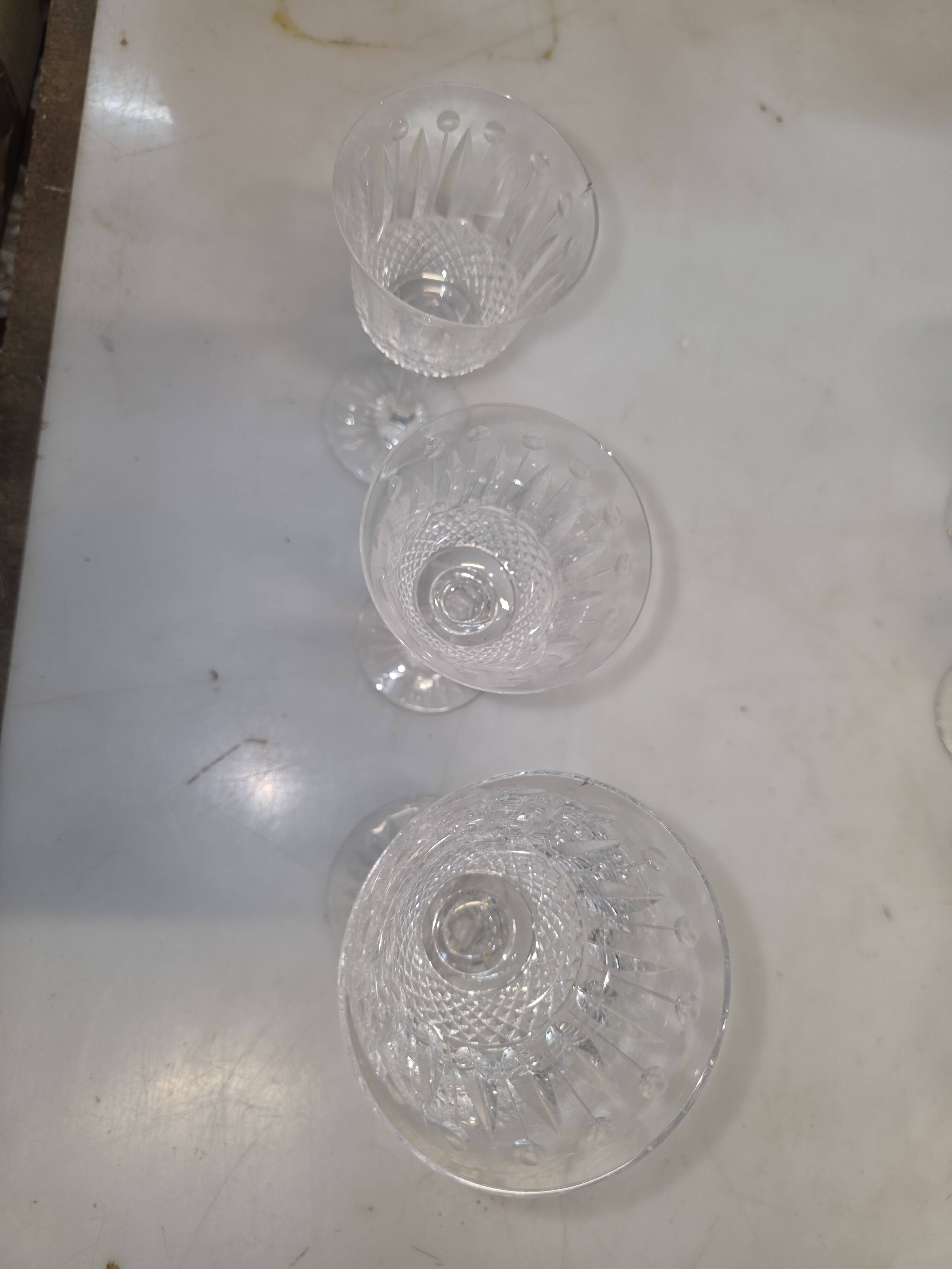 Service de 27 verres en cristal de Saint-Louis — Modèle Trianon