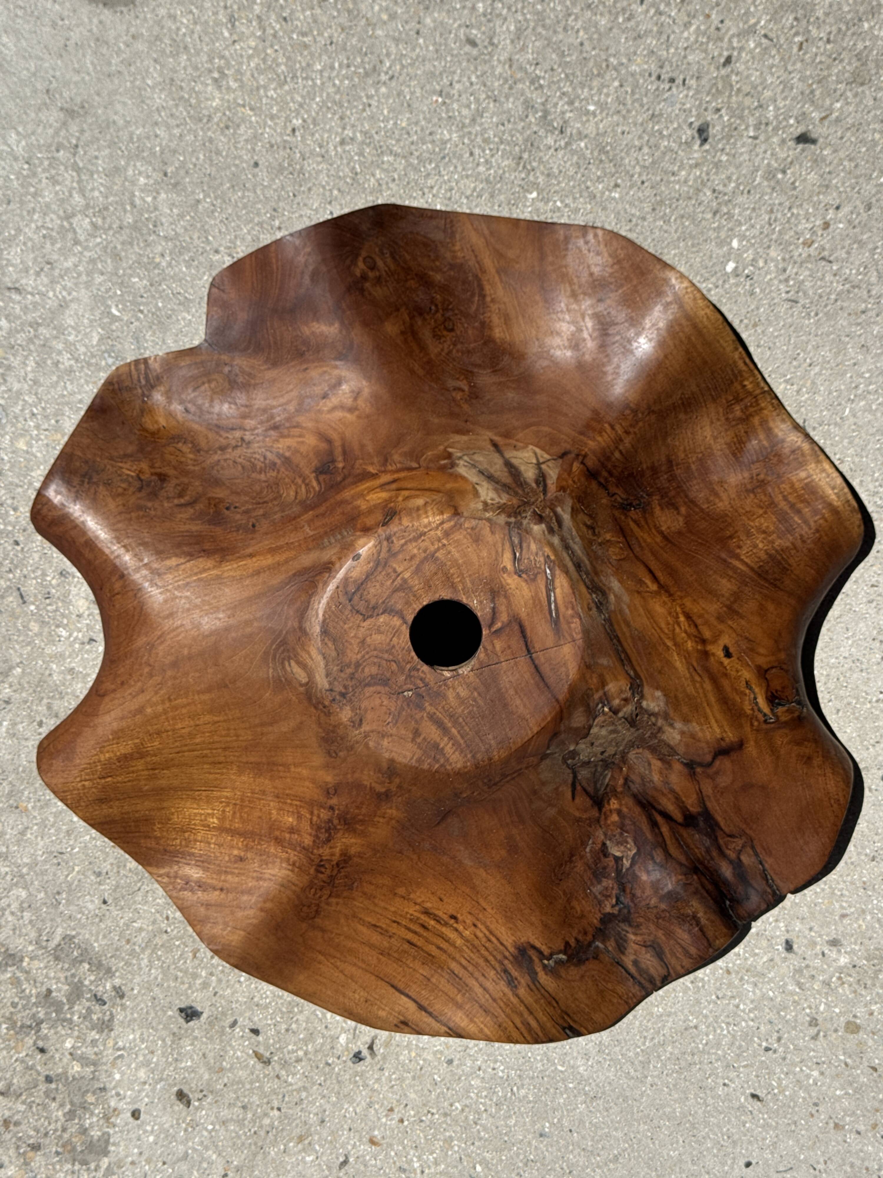 Large wavy flat leaf suspension in teak with flower stripes D:50