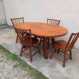 Table à manger et ses 4 chaises