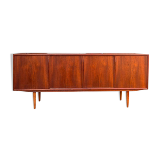 Teak enfilade by Axel Christiansen for Aco Møbler, Denmark, 1960s – Original well preserved, slightly waxed.