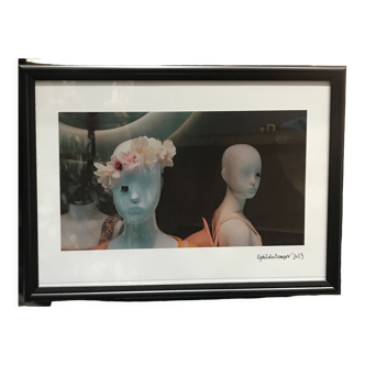 Photo mannequins vitrine femme couleur grand modèle