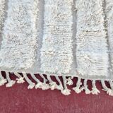 Beni Ouarain rug 240x160 cm – Natural Undyed Wool – Sculpted Relief Pattern