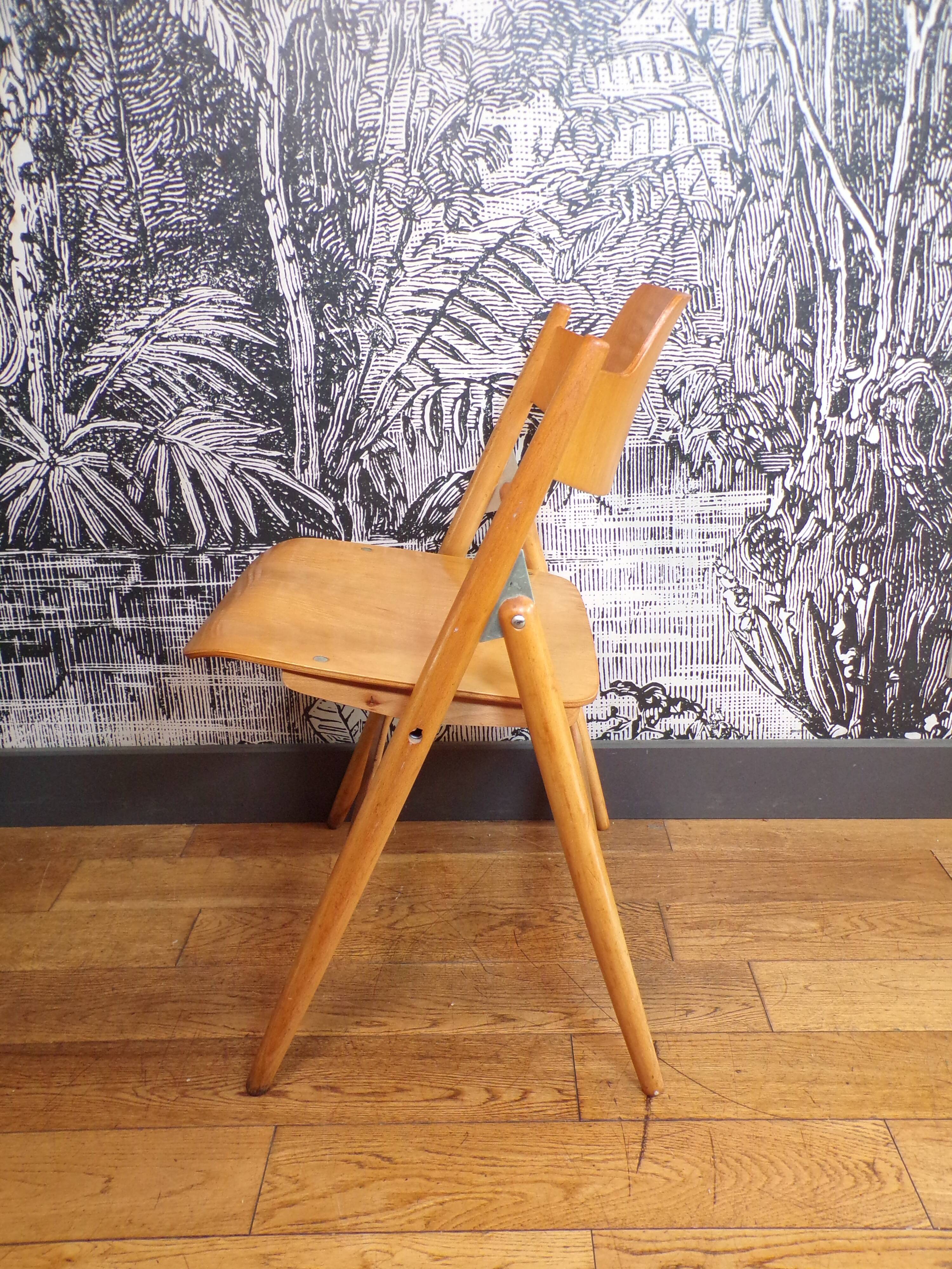Se18 folding chair by egon eiermann