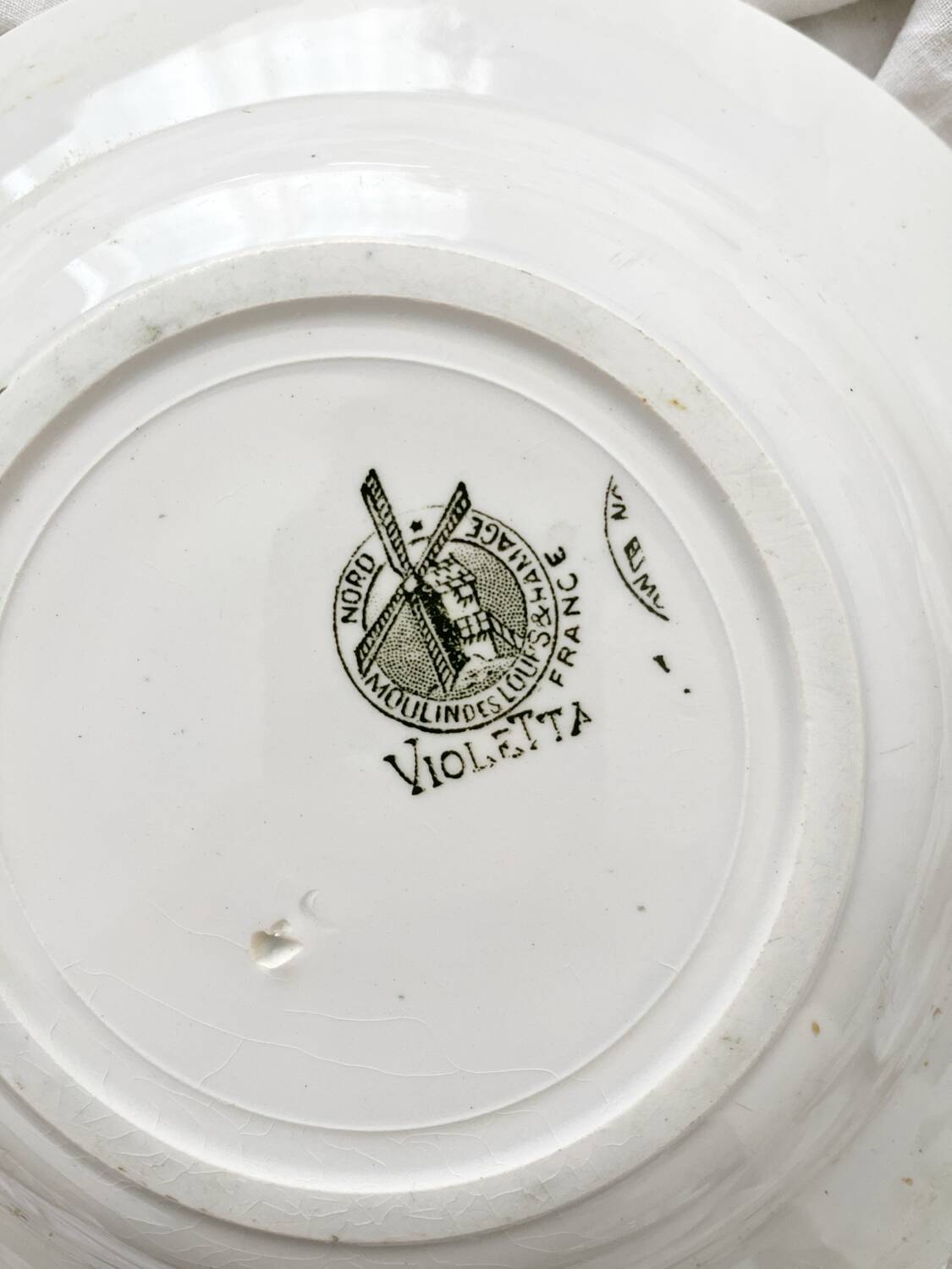 6 “Violetta” ironstone soup plates from Moulin des Loups Hamage