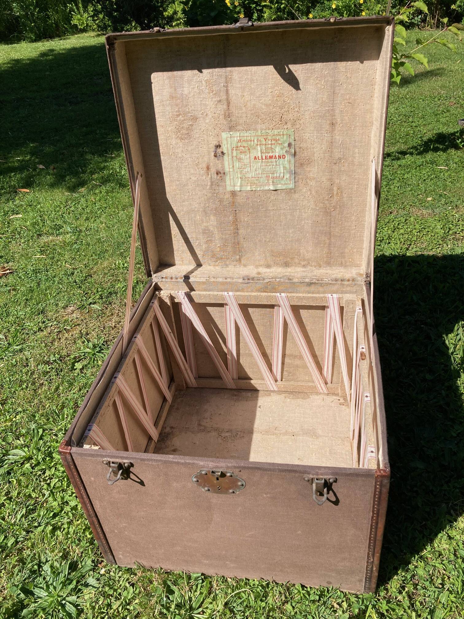 Ancienne malle de voyage, caisse de transport en bois et cuir 1900