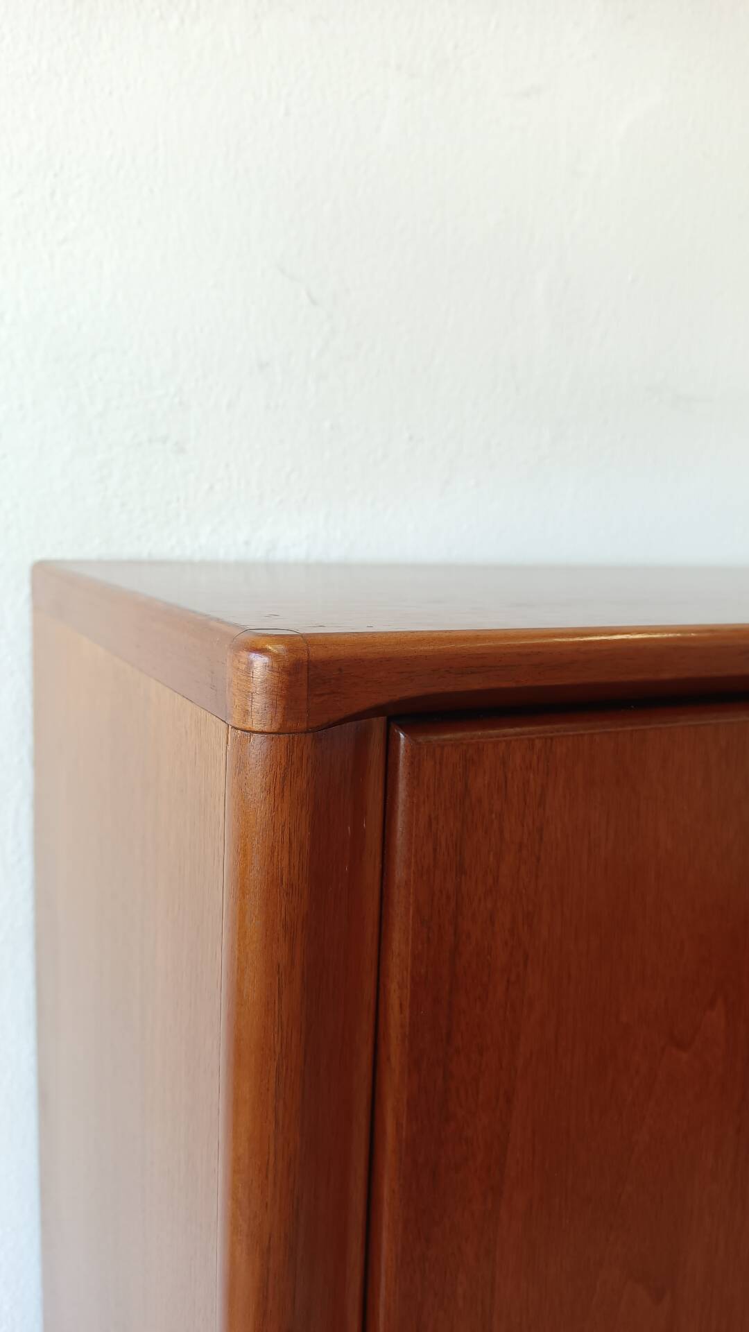 Luning teak wardrobe