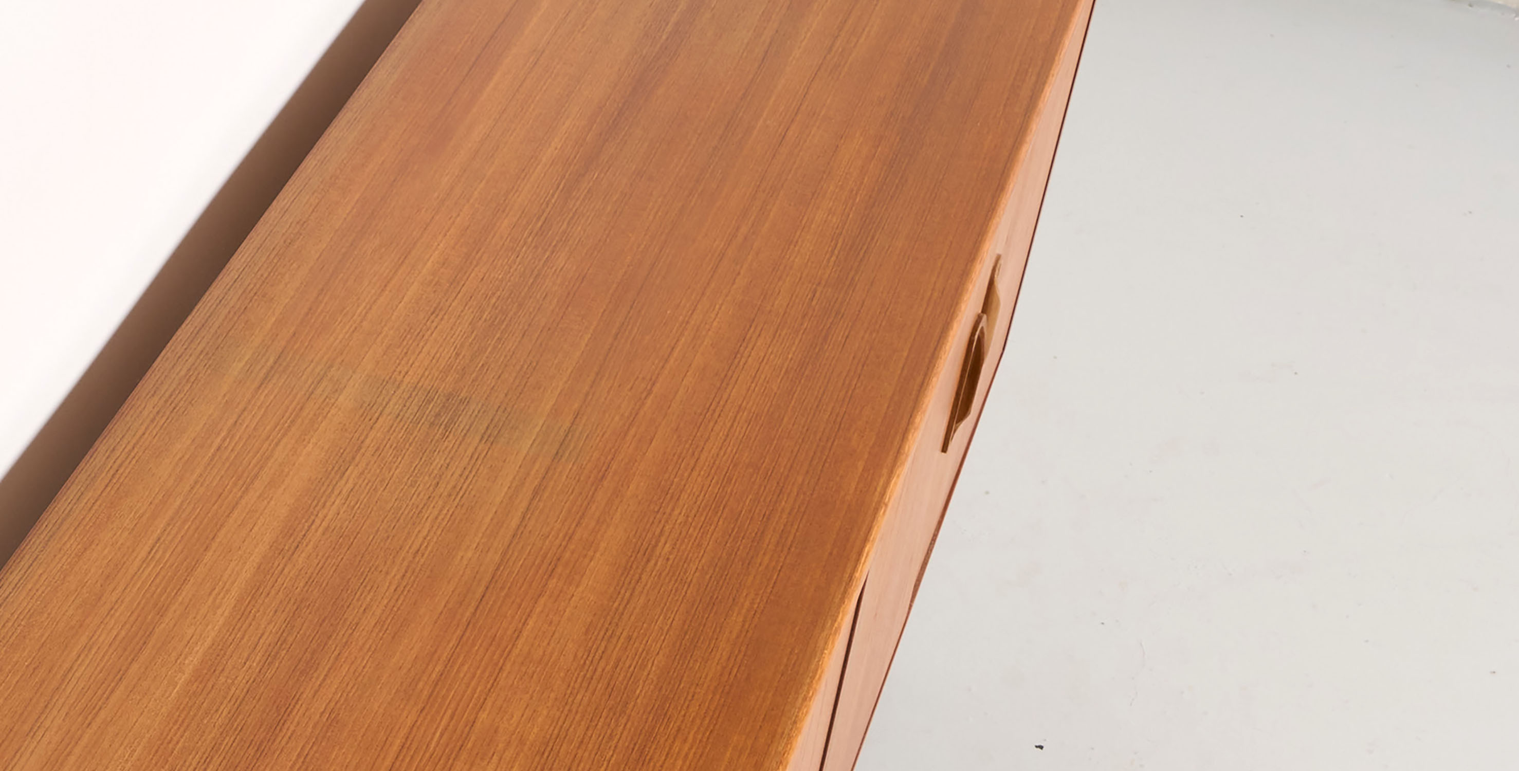 Sideboard G Vintage plan, metal feet, 162cm