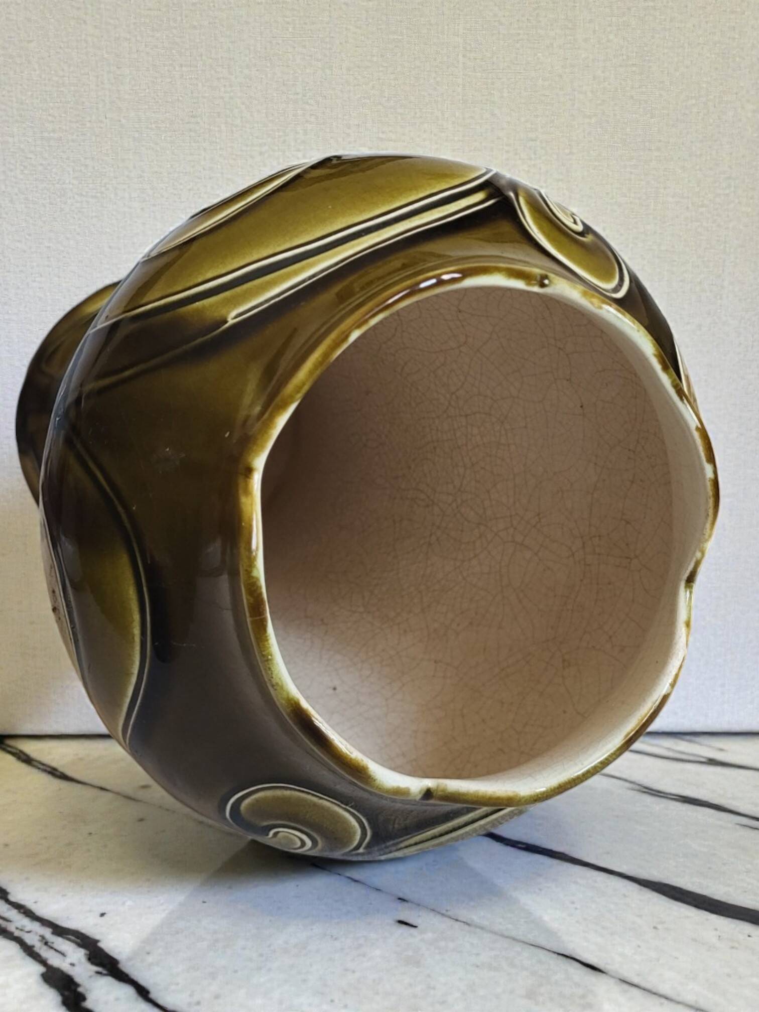 Art Nouveau vase in Barbotine