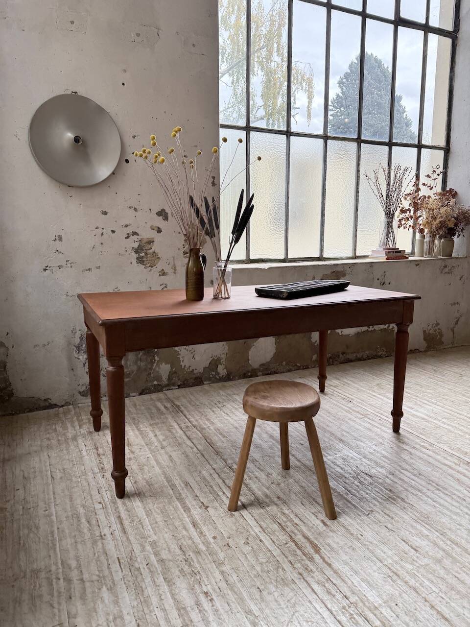 Turned leg cherry table 160cm