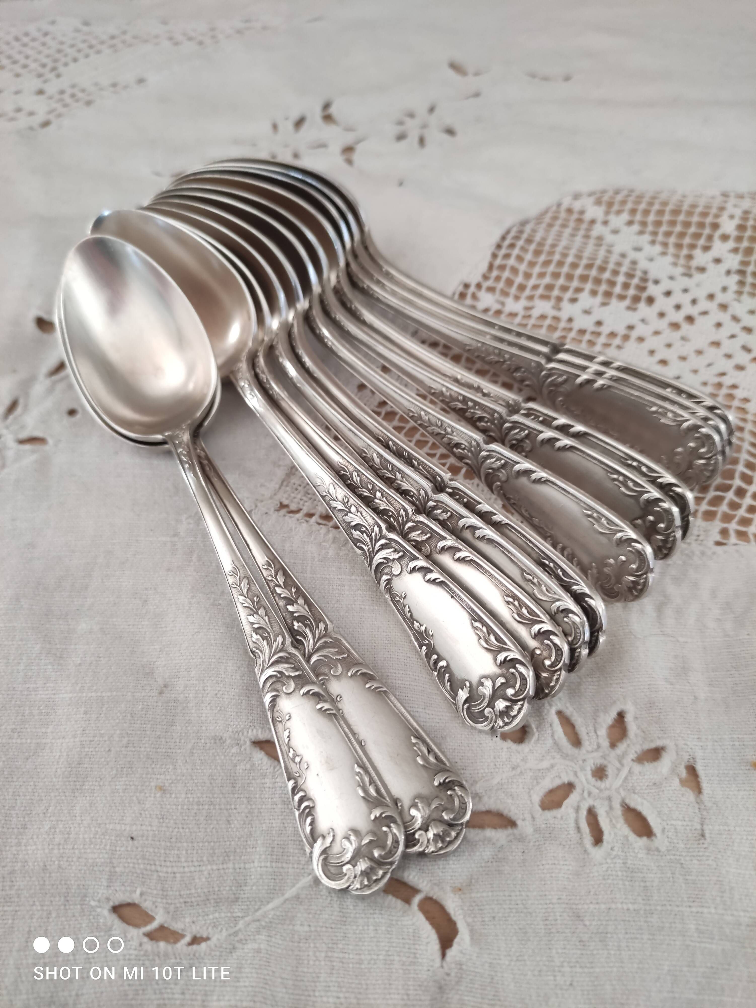 Lot of 12 small old spoons in silver metal