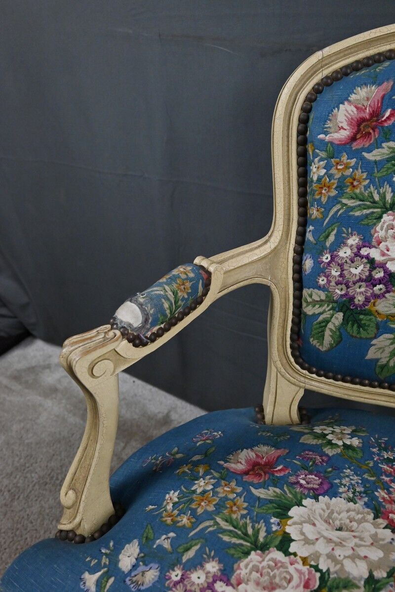 Fauteuil cabriolet, style Louis XV – fin XIXe