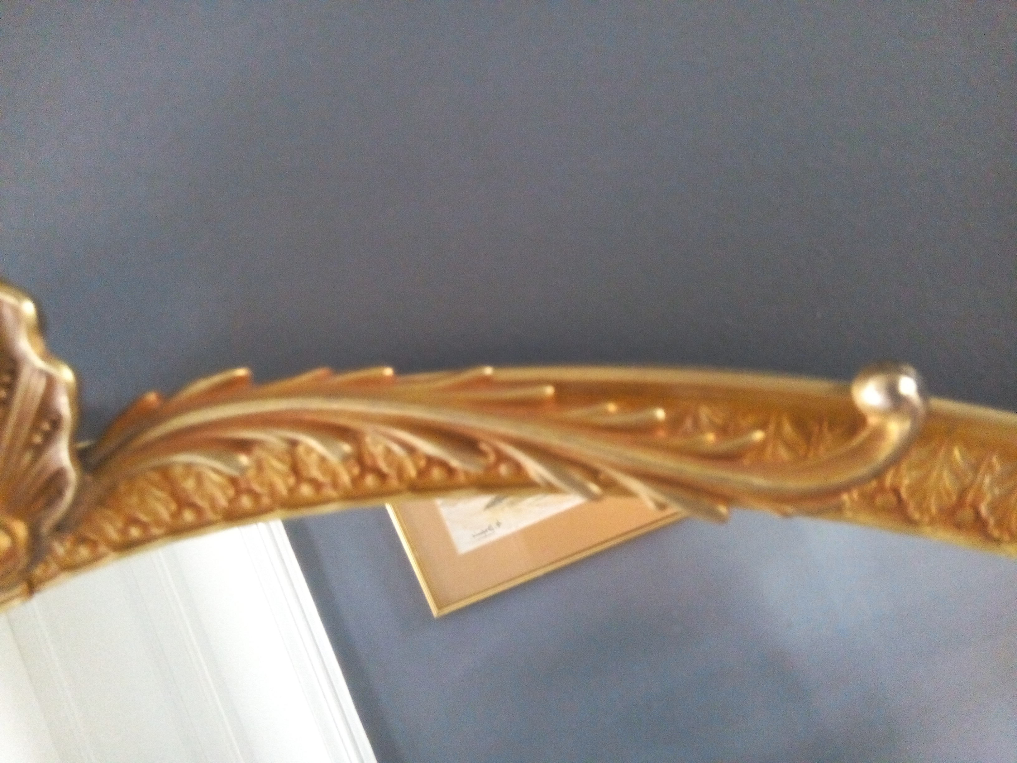 Round mirror gold metal style Louis XV