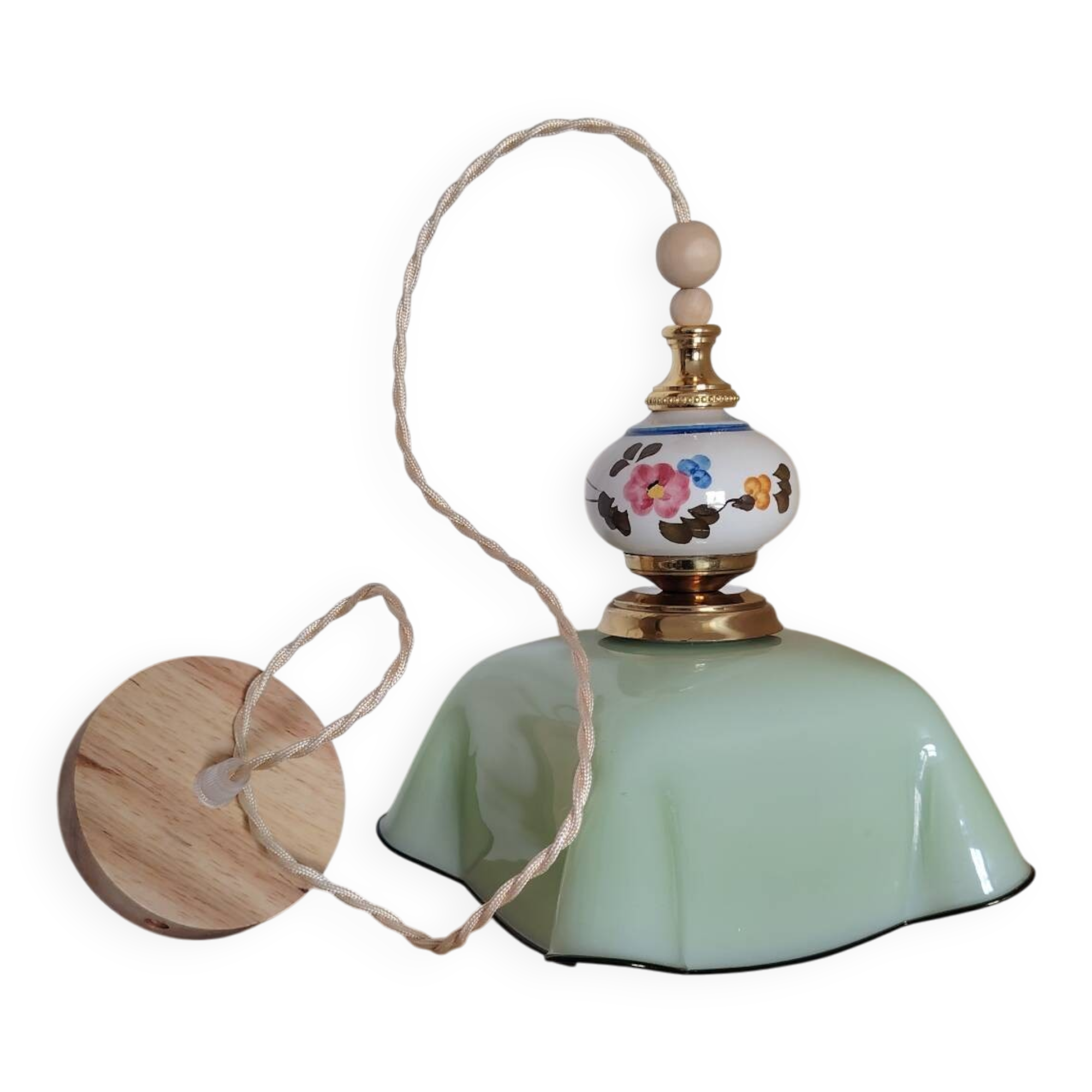 Green opaline suspension