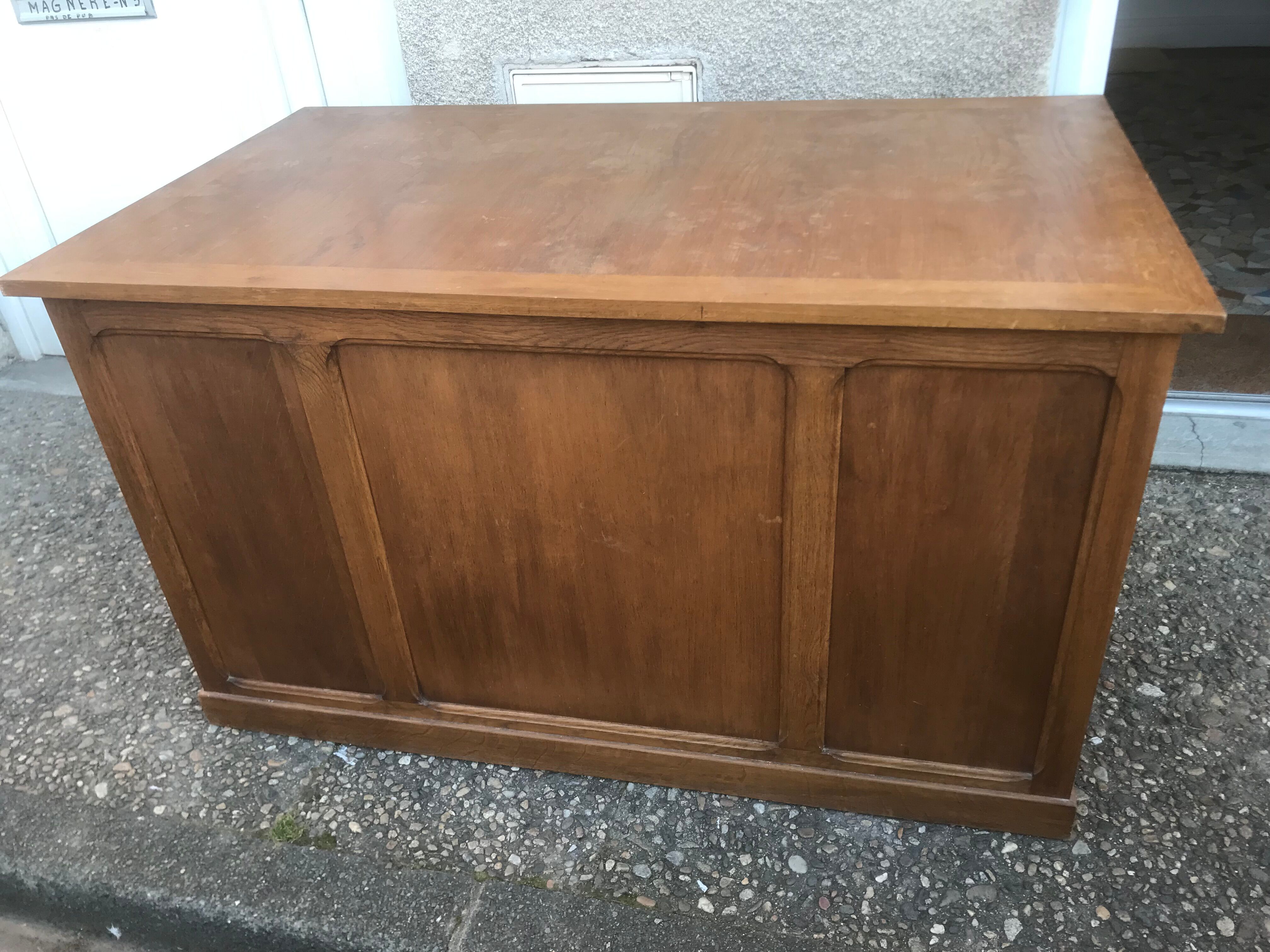 Bureau à caissons en chêne clair