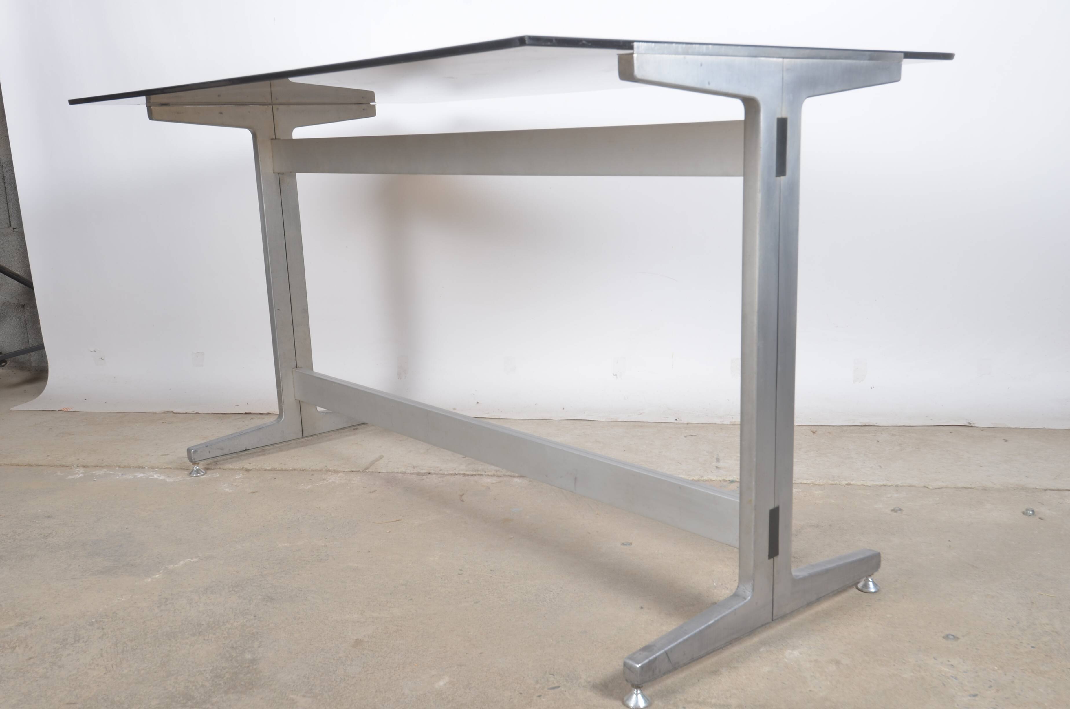 Bureau moderniste Etienne Fermigier