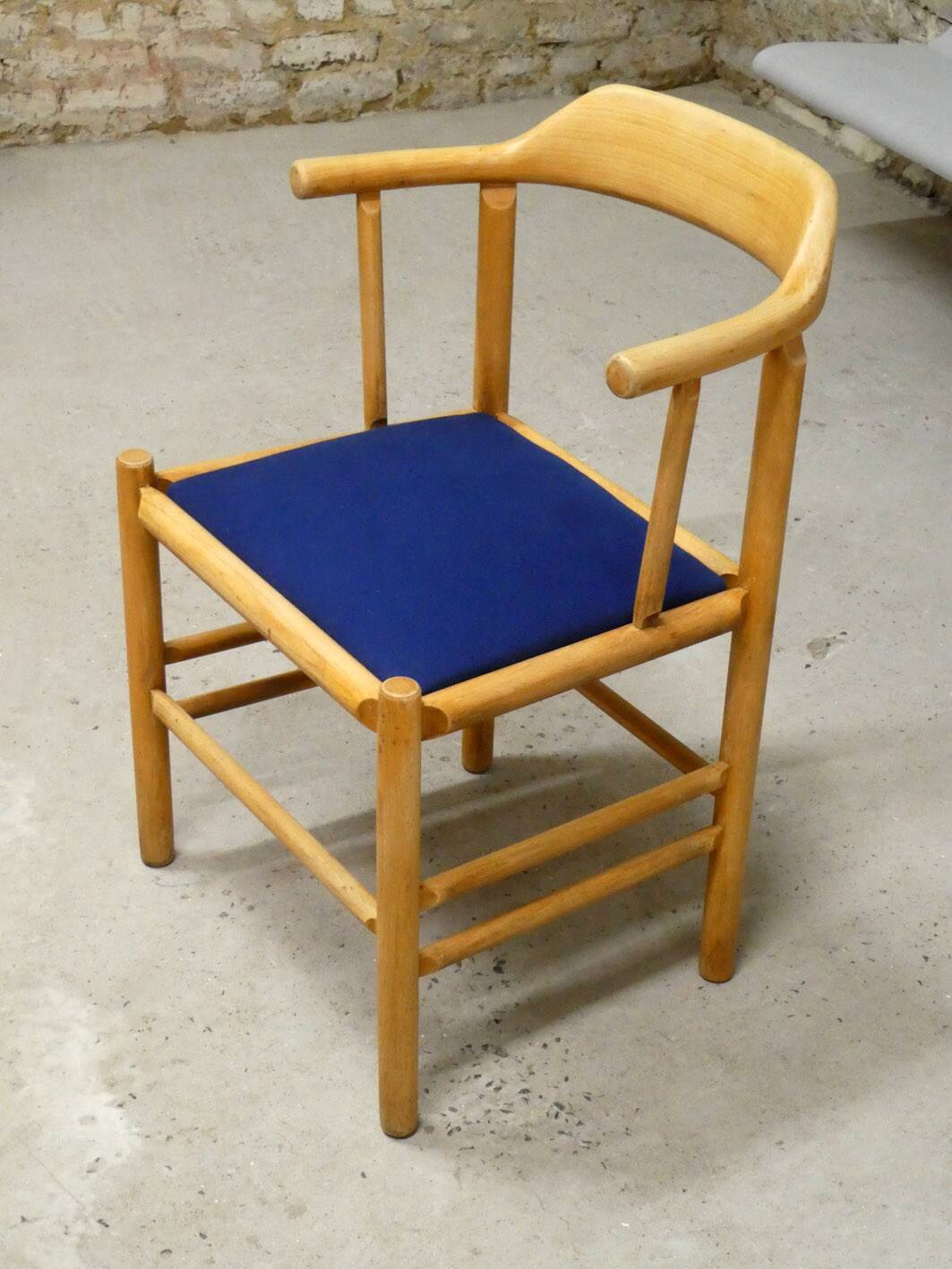 vintage armchairs 1980