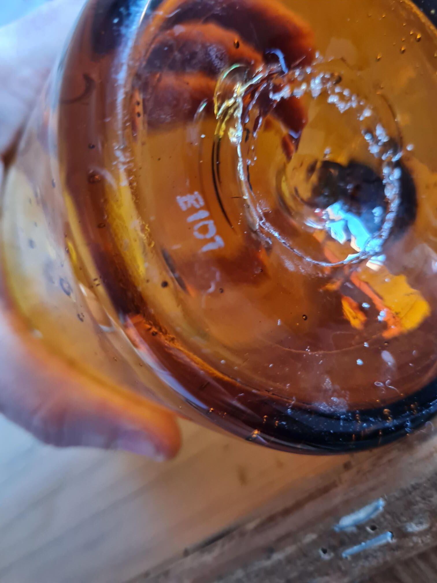 Amber glass decanter from Biot