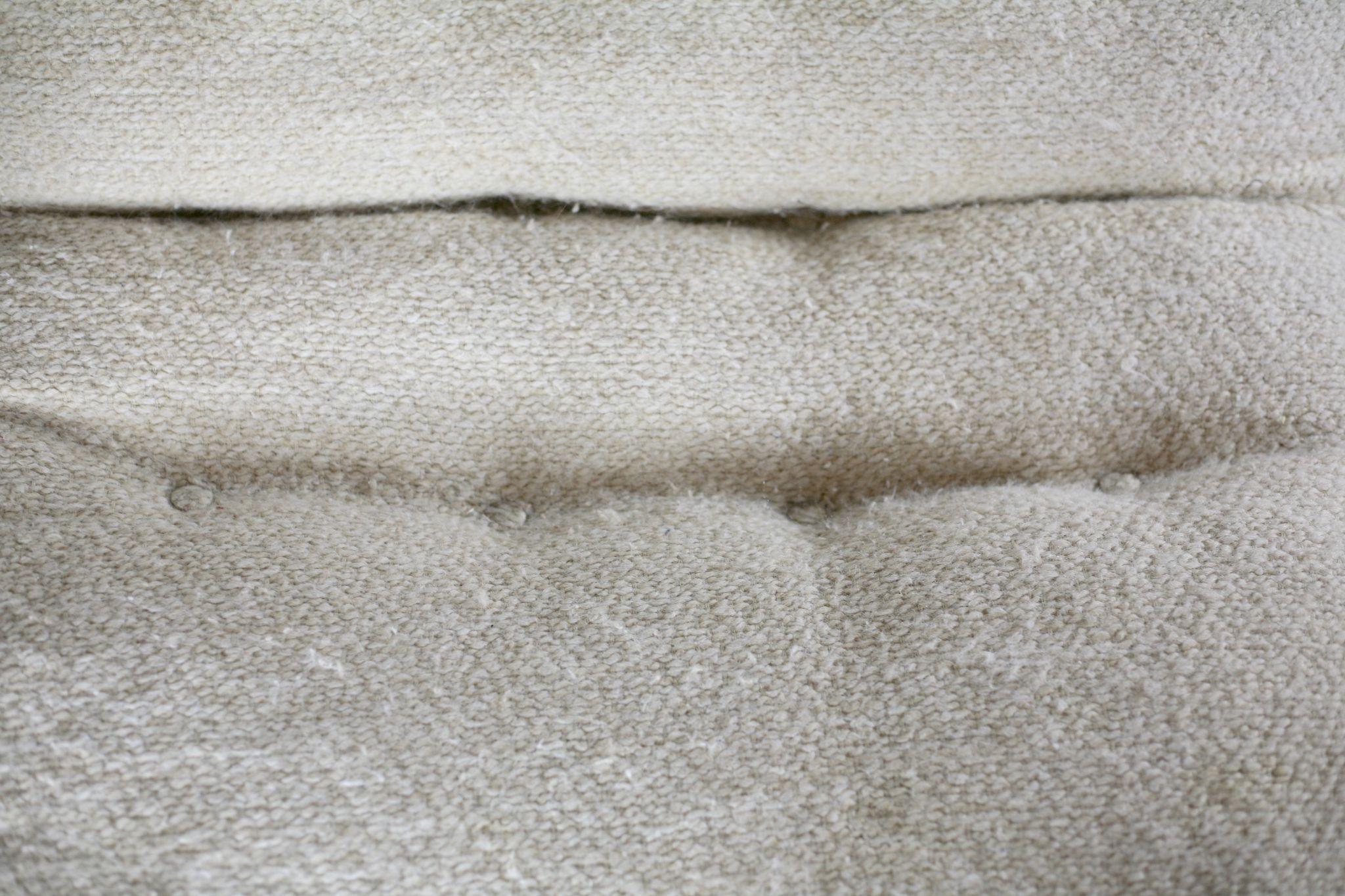 Chair "Space Age" in unbleached wool, France, circa 1970