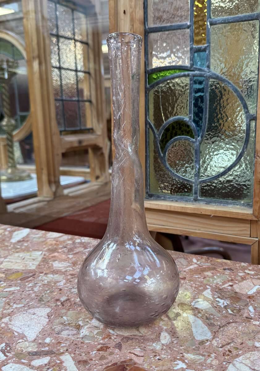 Single flower vase in blown glass BIOT