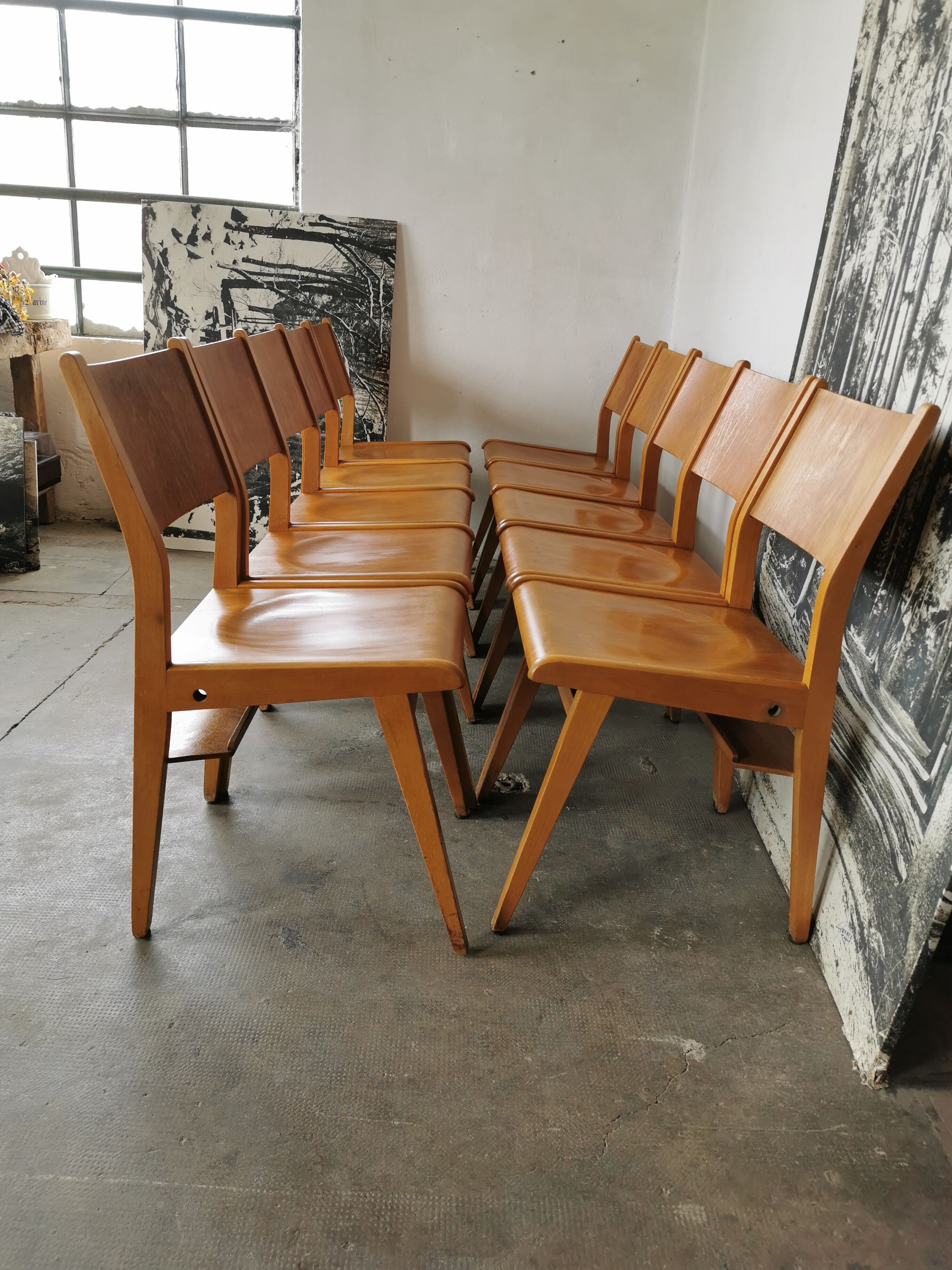 Lot de 6 chaises de théâtre en bois blond