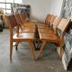 Lot de 6 chaises de théâtre en bois blond