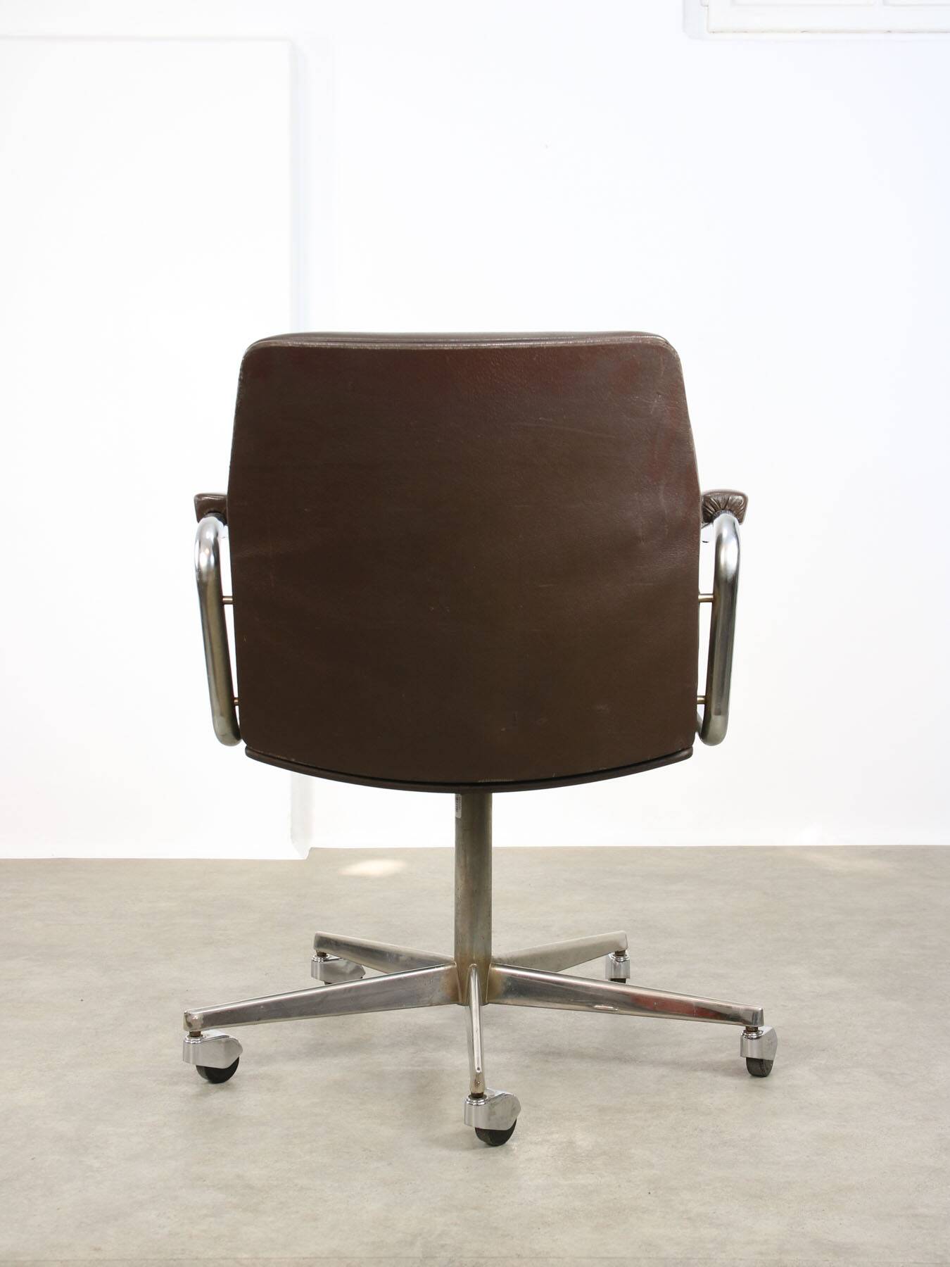 Mid-Century Italian Brown Leather Swivel Chair