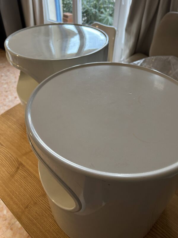 Table de chevets Artemide