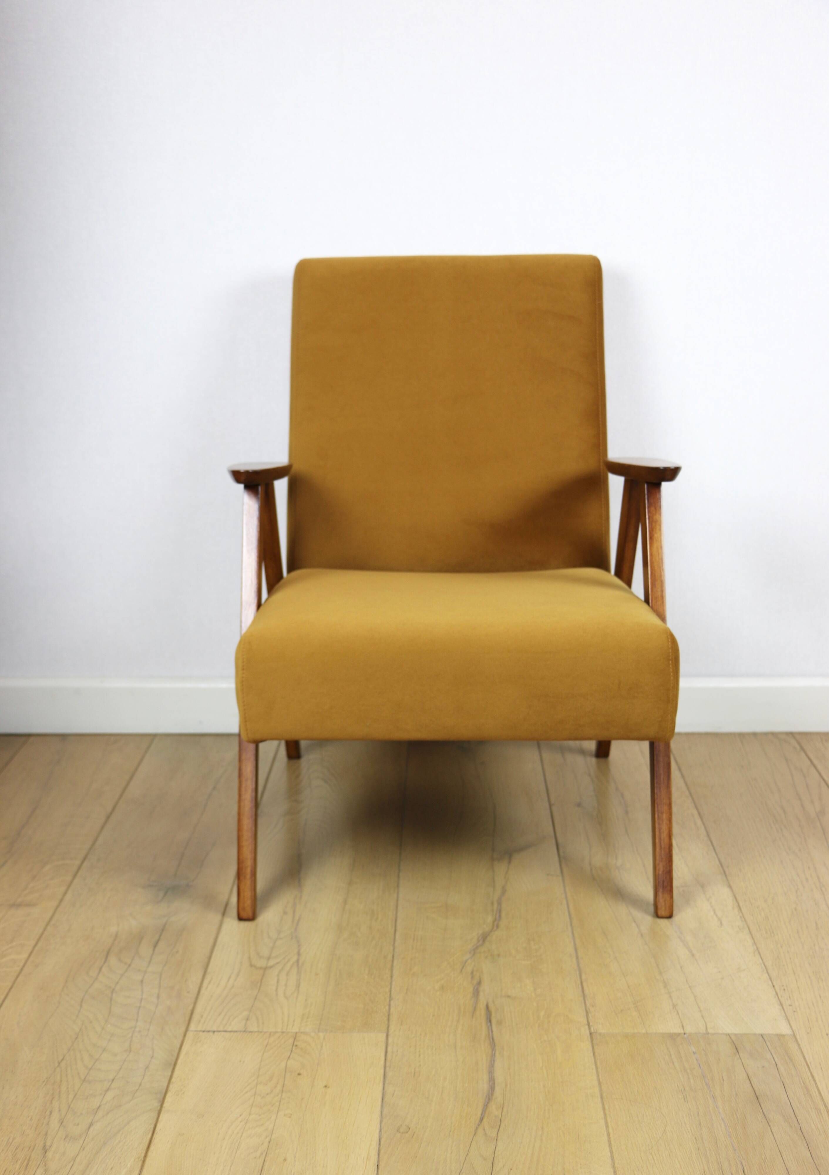 Classic vintage golden velvet armchair Jade - like Chierowski model - 2 pieces available