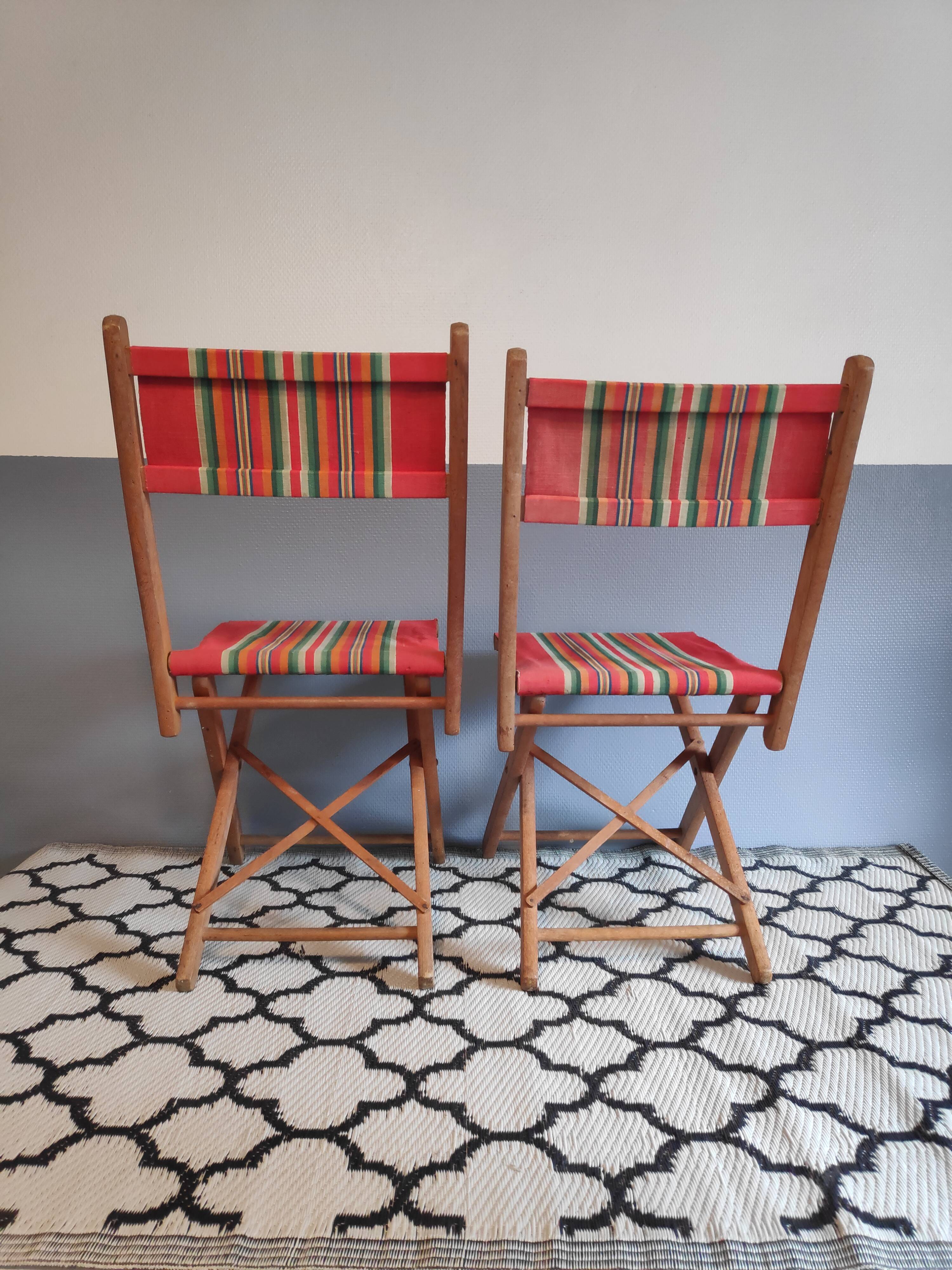 Vintage wooden folding chairs and basque fabric