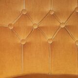 Gold velvet toad chair