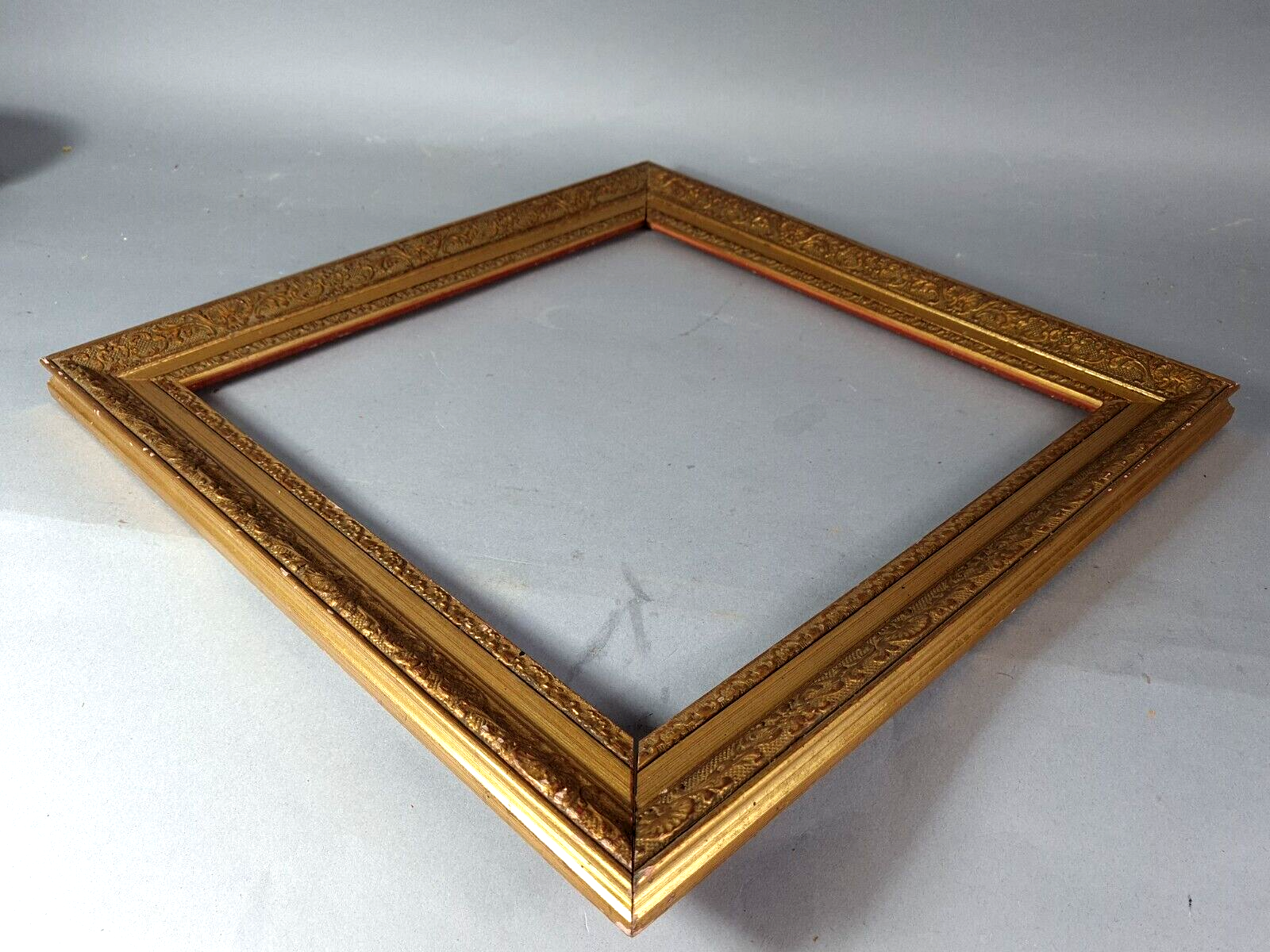 Square frame wood gilded stucco gold leaf for painting 34x34 cm SB