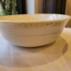 Table service in opaque porcelain with gold leaf.