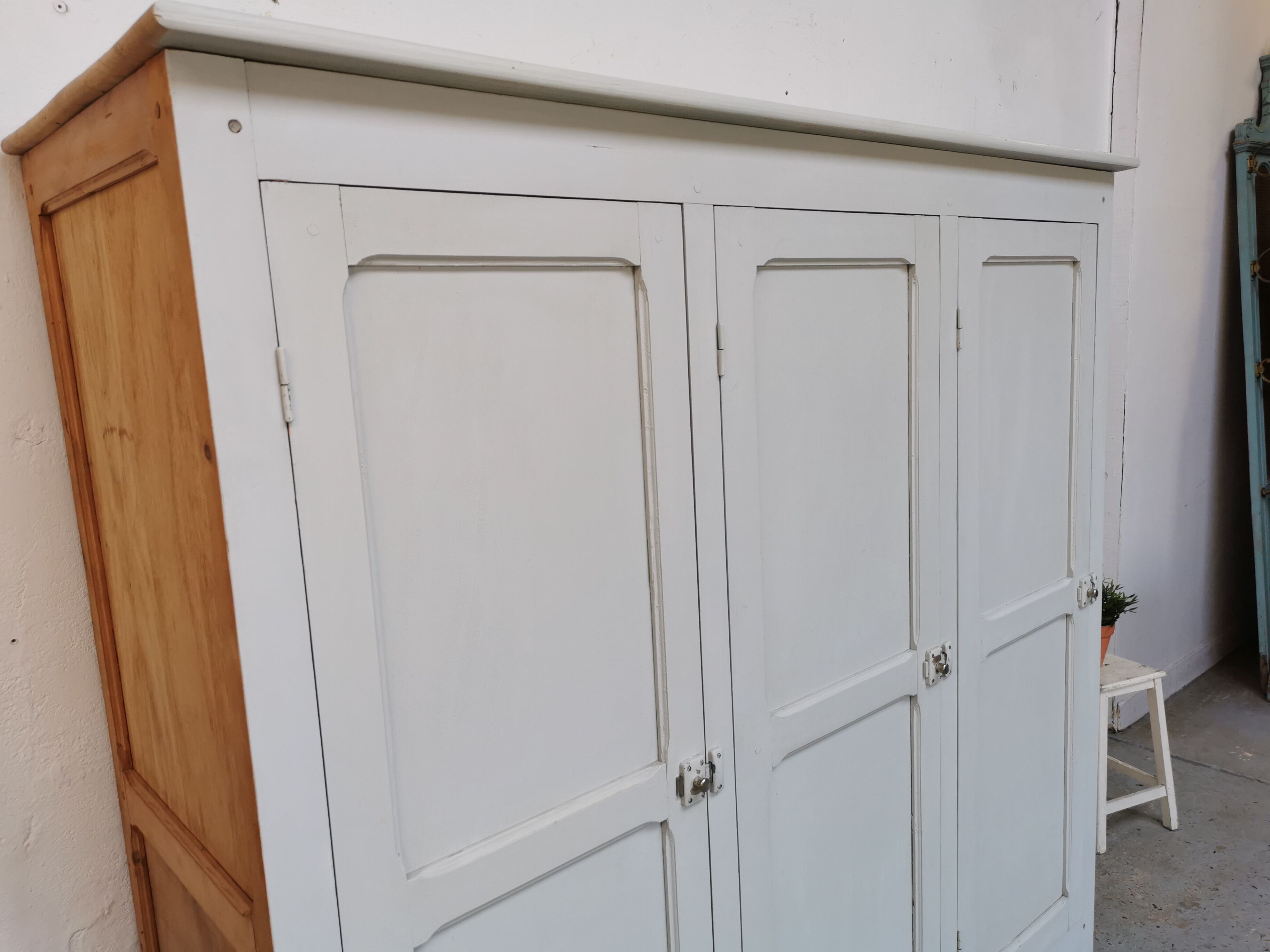 Vintage Parisian wardrobe